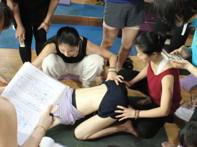 福州悦上腰部理疗瑜伽培训