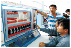 茂名二技农村电气技术（电气自动化方向）专业